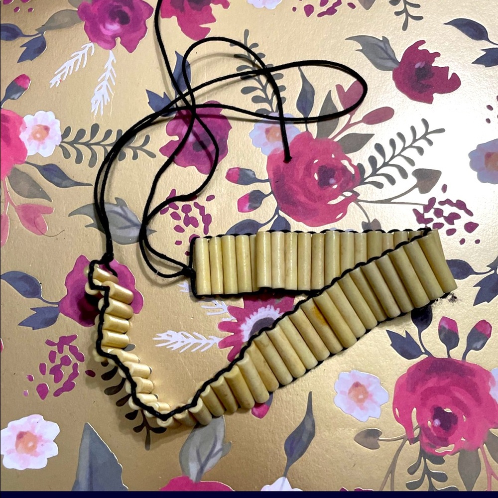 Surfer Choker Necklace